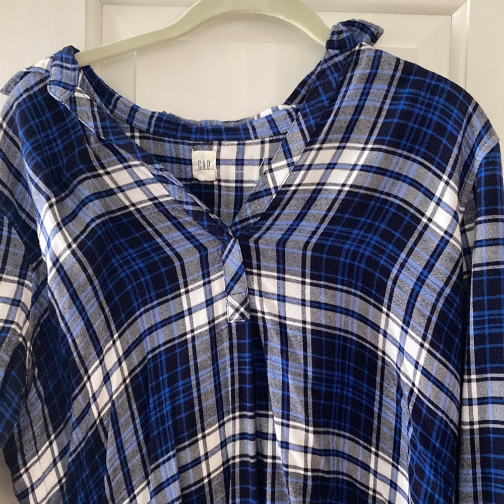 Cozy flannel gap tunic, black, white royal blue plaid